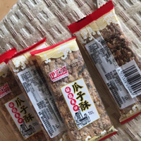 怀旧休闲小零食品，瓜子仁酥葵花籽子原味饼