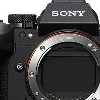 Sony A9 III 全球首款搭载全域快门的全画幅相机，能在无果冻效应无黑屏状态下实现 120fps 连拍