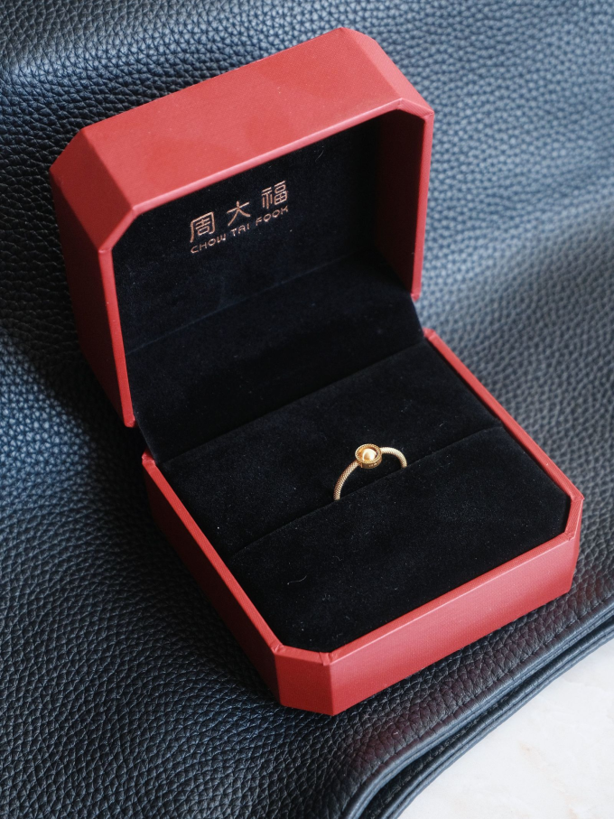 周大福黄金首饰