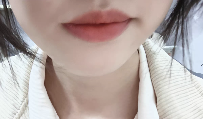 唯资唇部彩妆