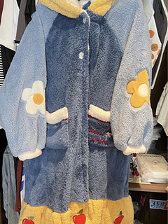 果壳（Gukoo）睡衣女迪士尼IP系列白雪公主冬珊瑚绒长款睡袍女睡衣加厚家居服女 