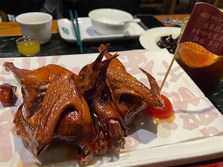 大鸽饭(北京路店)这家的红烧乳鸽绝了
