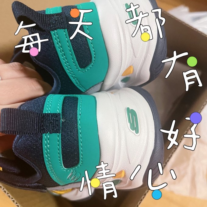 斯凯奇儿童运动鞋