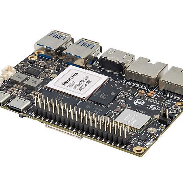 香蕉派发布 BPI-M7 开发板，扩展几乎无短板，支持 8K