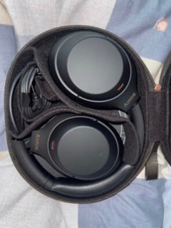 比老款更好听？索尼 WH-1000XM4 对比 MDR-1000X 评测