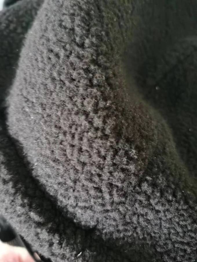 运动卫衣