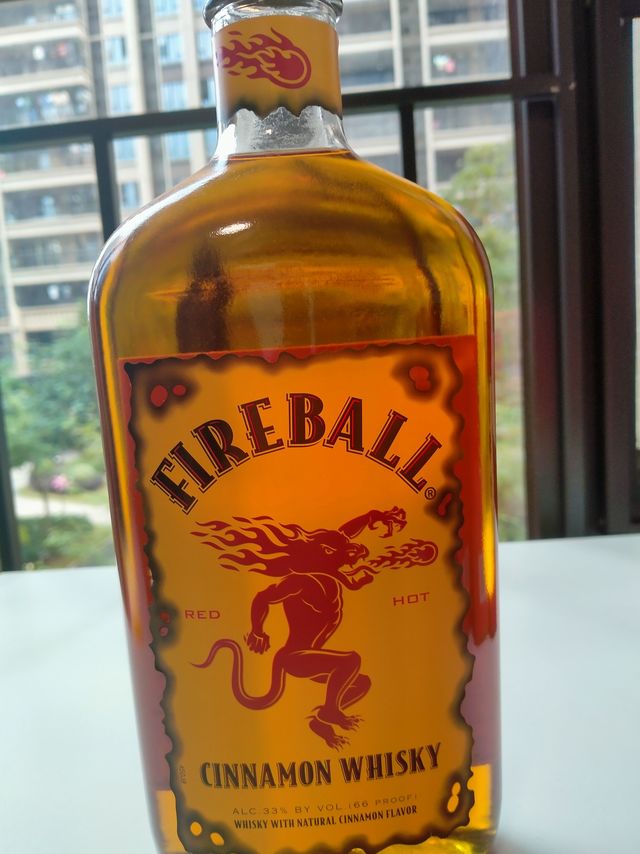 火龙（FIREBALL）威士忌，美国/加拿大 香醇肉桂微甜入口层次丰富750ml
