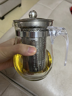 优雅且实用的金灶泡茶壶