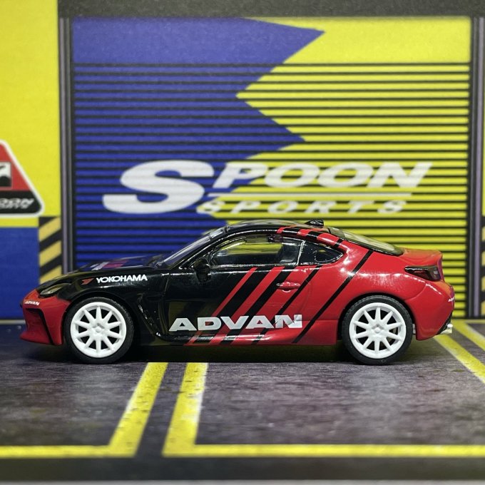 poprace丰田gr86advan涂装