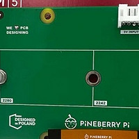 为新一代树莓派5：菠萝派 Pineberry Pi 发布树莓派专用 M.2 SSD 扩展卡