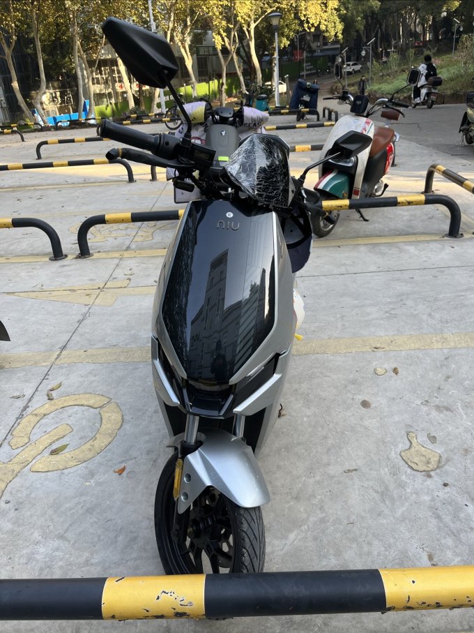 小牛电动电动车整车