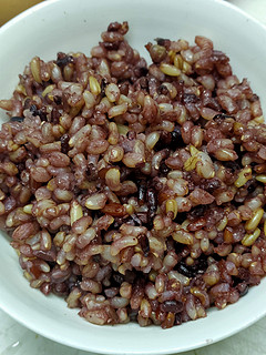 一块多一斤的七色糙米，简直太划算了，好吃还能减肥。