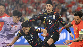 国足登上韩国热搜，韩媒嘲讽国足：仅用9个字就激怒了国内球迷？
