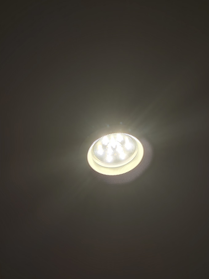 韩樱LED灯