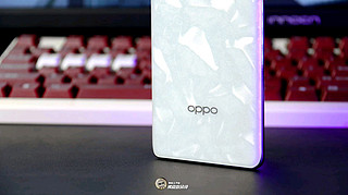 「拂晓开箱」OPPO Reno11：