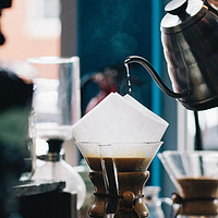 谈咖说饮 篇二：手冲咖啡器材与简易咖啡角