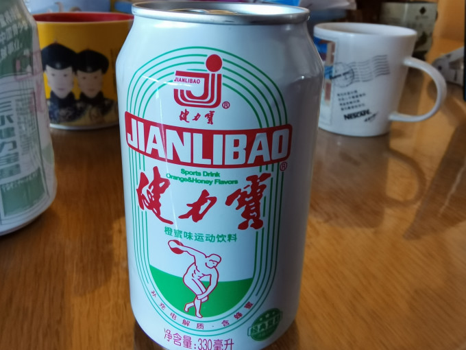 健力宝碳酸饮料