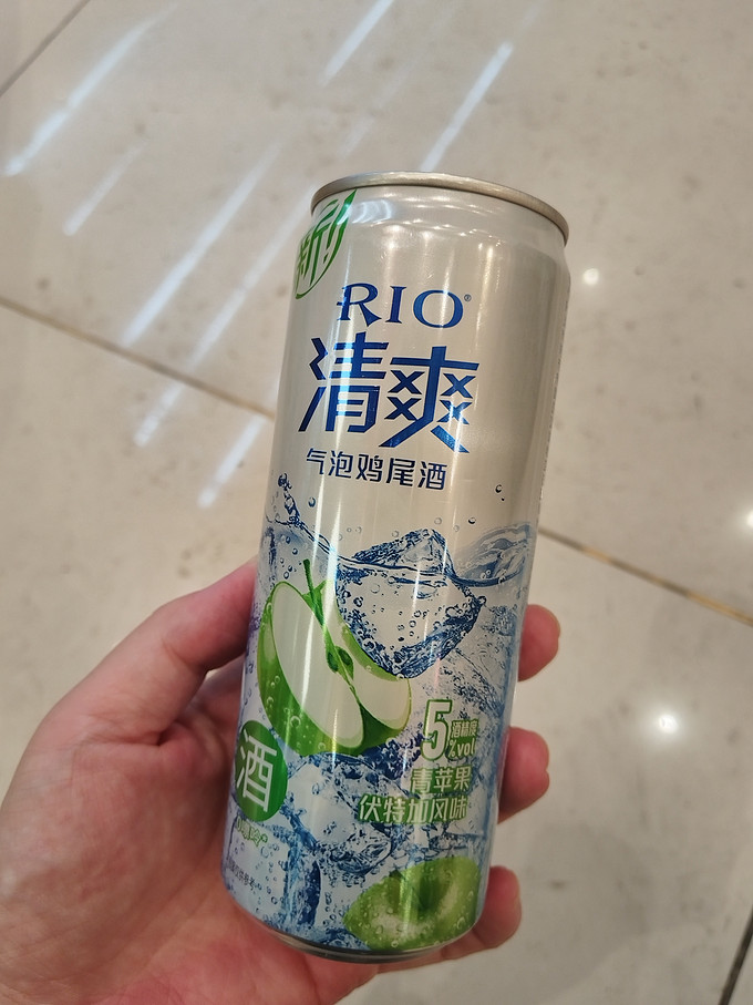 气泡鸡尾酒图片