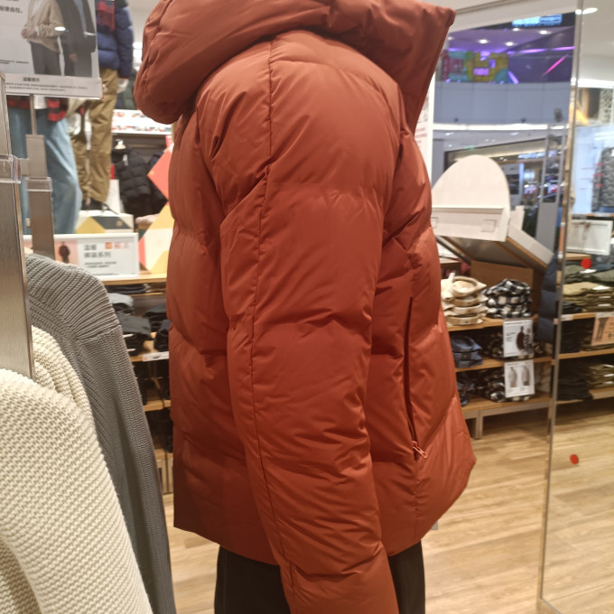 优衣库男士羽绒服