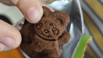 巧克力小熊饼干！好吃！小朋友最爱！
