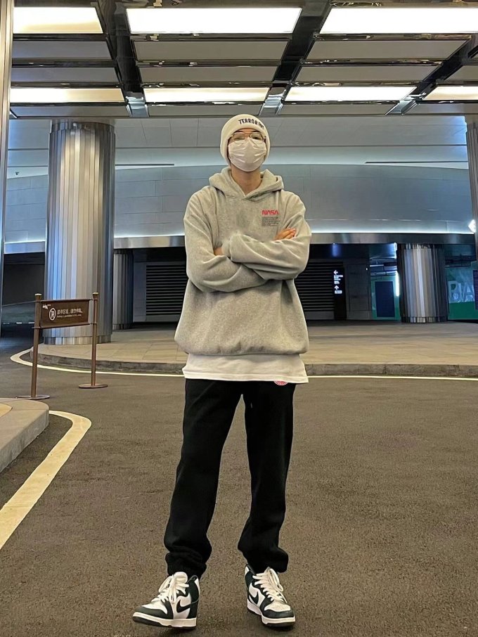 男士卫衣