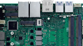 映泰发布 BIRPL-PAT 迷你主板，巴掌大，双2.5G千兆，板载低压处理器