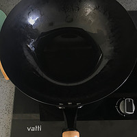惊了，京东京造铁锅这是开锅即生锈吗？