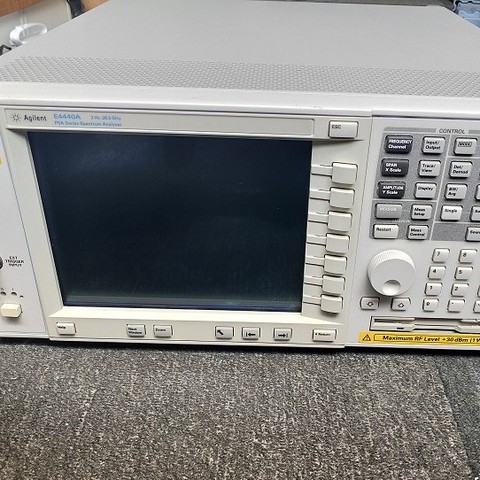 安捷伦Agilent E4440A频谱分析仪