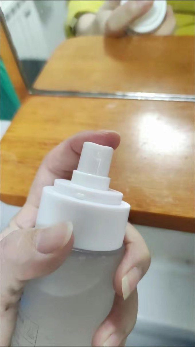 爽肤水