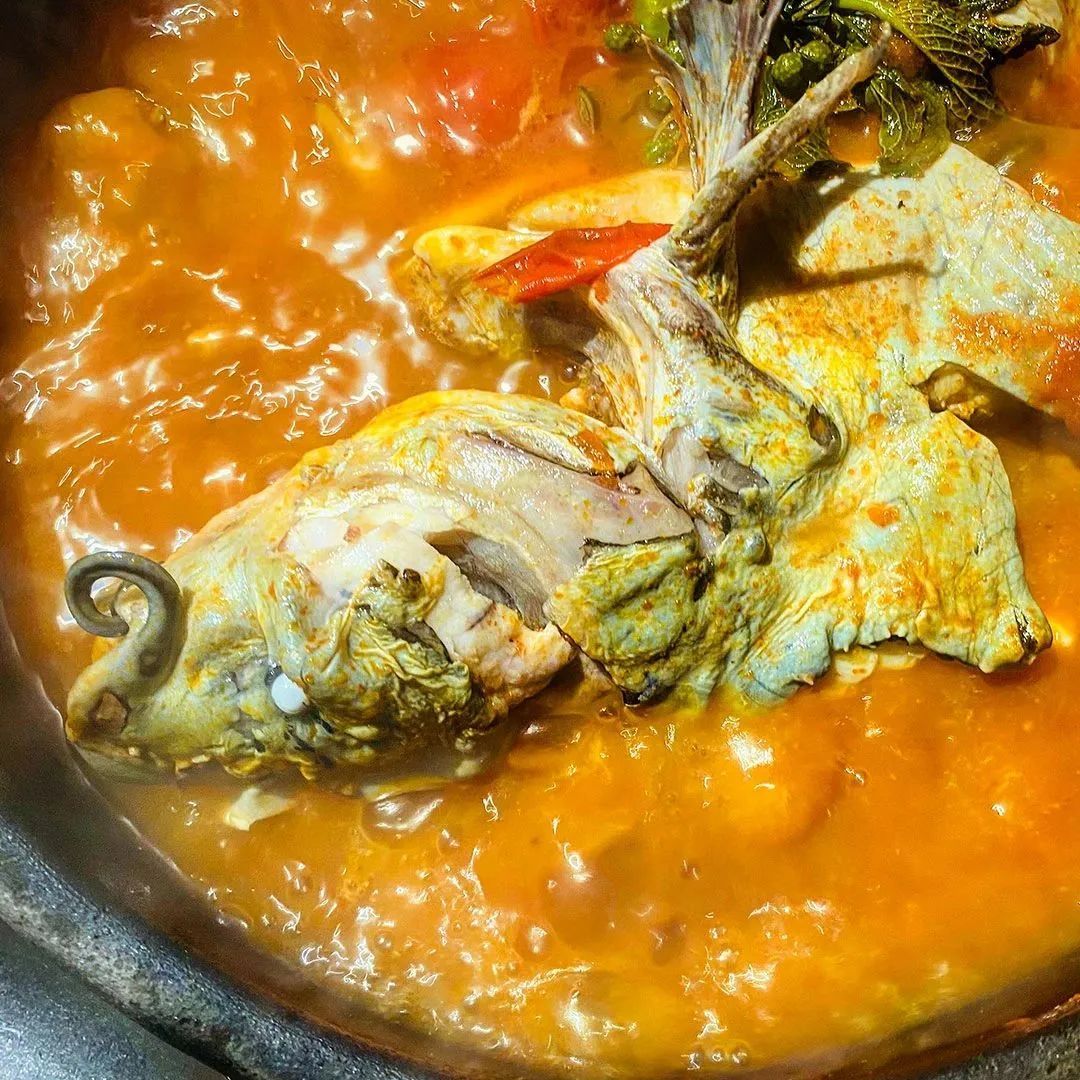 糍粑辣椒与野生小西红柿的碰撞，创造了酸汤的独特滋味 ©图虫创意