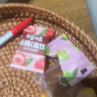 百草味霸王梅桶——酸甜可口的全家桶