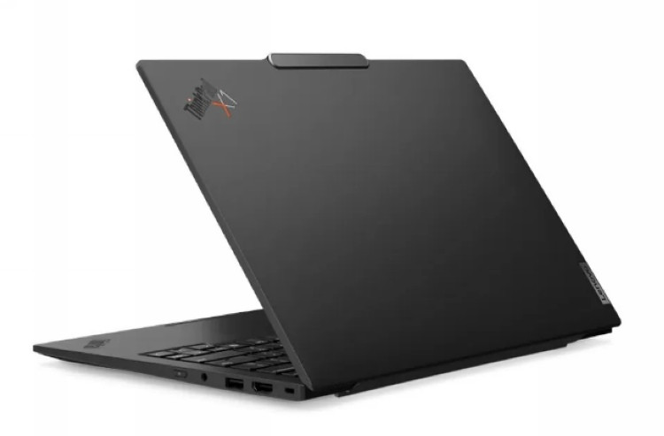 预热丨联想新款 ThinkPad X1 Carbon（2024款）屏幕边框更窄，机身更紧凑，升级酷睿 Ultra