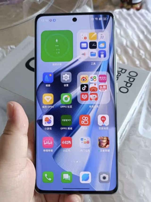 OPPO Reno10 8GB+256GB 溢彩蓝 6400 万水光人像 超光影长焦镜头 80W超级闪充 120Hz OLED 超清曲面屏