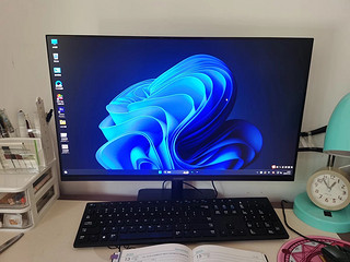 华为23.8英寸显示器 IPS全面屏 P3广色域低蓝光无频闪电脑办公
