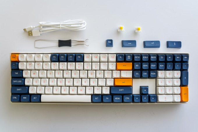 爱国者a108性价比超高的双模机械键盘