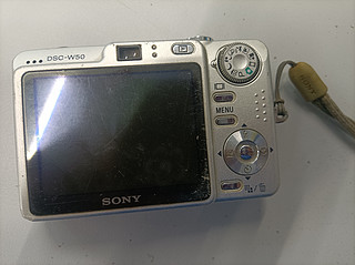 用了很多年的，索尼相机