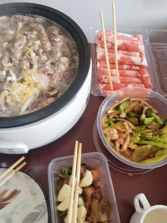 聚餐神器！快速煮沸食材，满足多种口味需求！