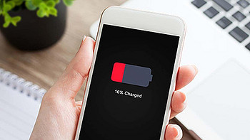 故意降低iPhone性能，苹果电池门被判向部分用户赔偿