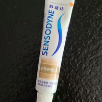 多效护理牙膏