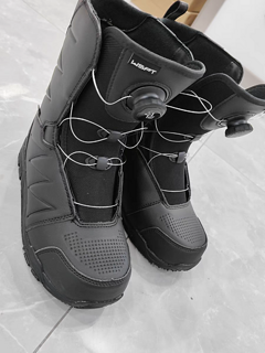 WS雪鞋是一款户外滑雪装备
