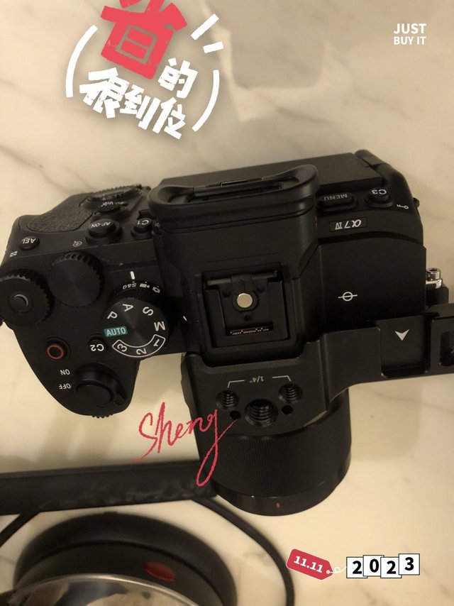 公司摄影师海淘的索尼A7M4，到手1.2w，是不是相当值？