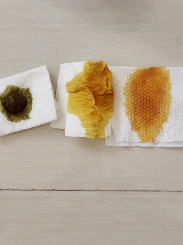 植护充气抽纸变色了？家人们，谁知道为啥会这样？