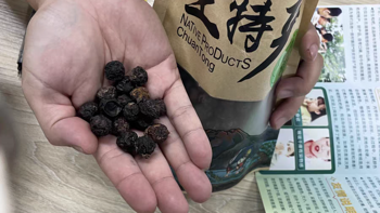 湖南衡阳特产——野生枇杷干琵琶，润喉养肺的美味零食