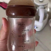世喜新生儿奶瓶是一款专为新生儿设计的防胀气奶瓶