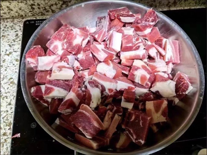 鲜闻果牛肉