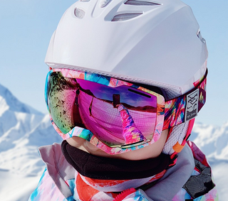 PROPRO滑雪头盔，让你在滑雪场上成为焦点