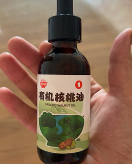 秋田满满核桃油，质量过硬，值得推荐给小孩辅食的食用油