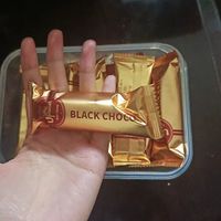 Uplanet青青星球0蔗糖软心黑巧克力是一款非常受欢迎的巧克力产品。