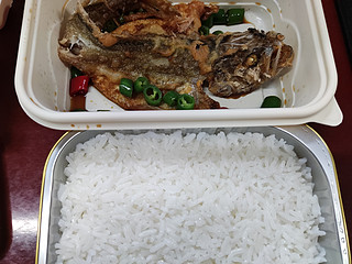 12 月的青花椒东海黄鱼套餐，是美食还是？