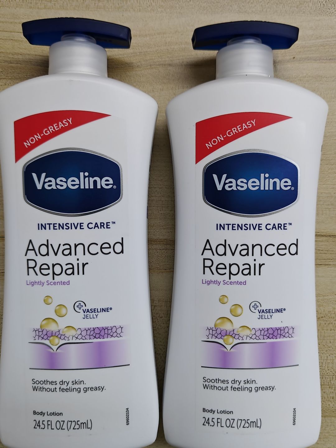 凡士林身体乳液怎么样好用吗天猫国际50块钱买的两瓶凡士林身体乳，是印度生产的？_什么值得买